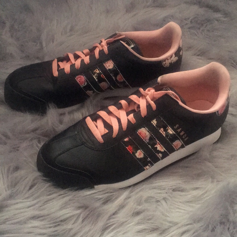 Women’s Adidas Sneakers